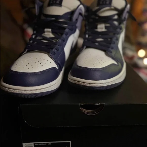 Nike Air Jordan Men's Sneakers - White, Purple, & Lavendar - Picture 4 of 5